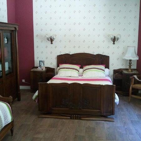 ショレ Mas Du Trezon Bed & Breakfast エクステリア 写真