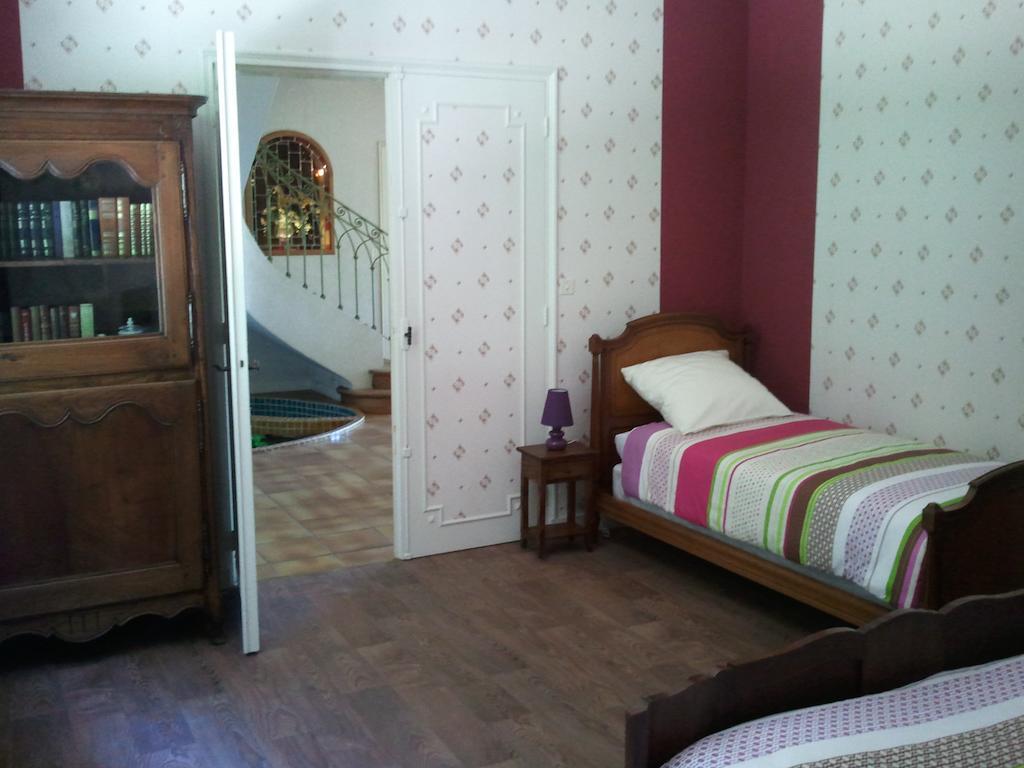 ショレ Mas Du Trezon Bed & Breakfast エクステリア 写真