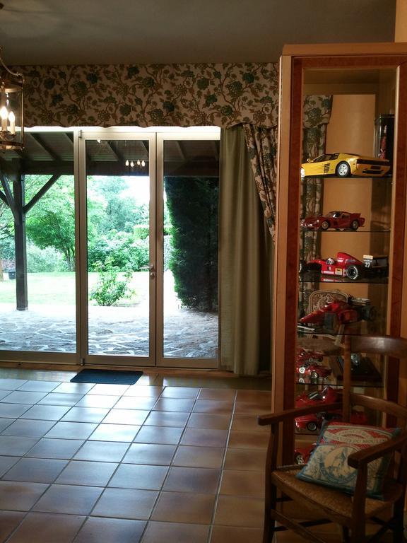ショレ Mas Du Trezon Bed & Breakfast エクステリア 写真