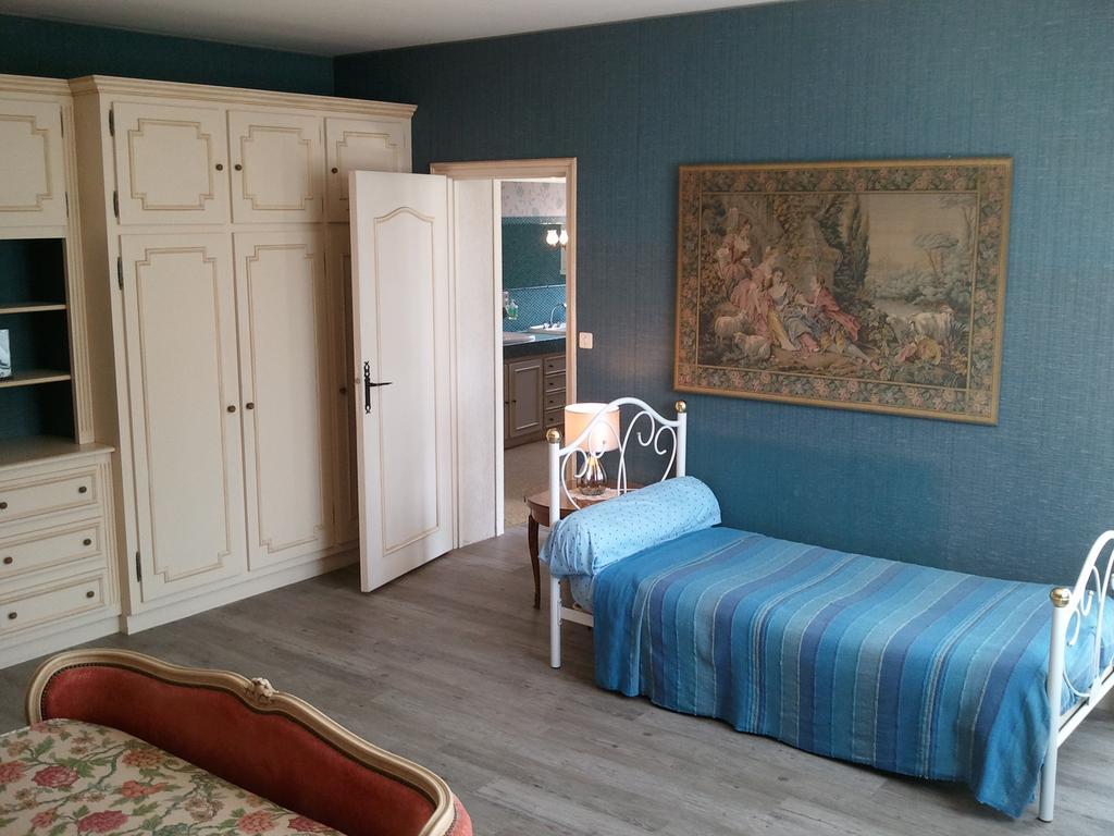 ショレ Mas Du Trezon Bed & Breakfast エクステリア 写真